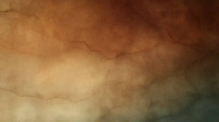 Cream ochre wash